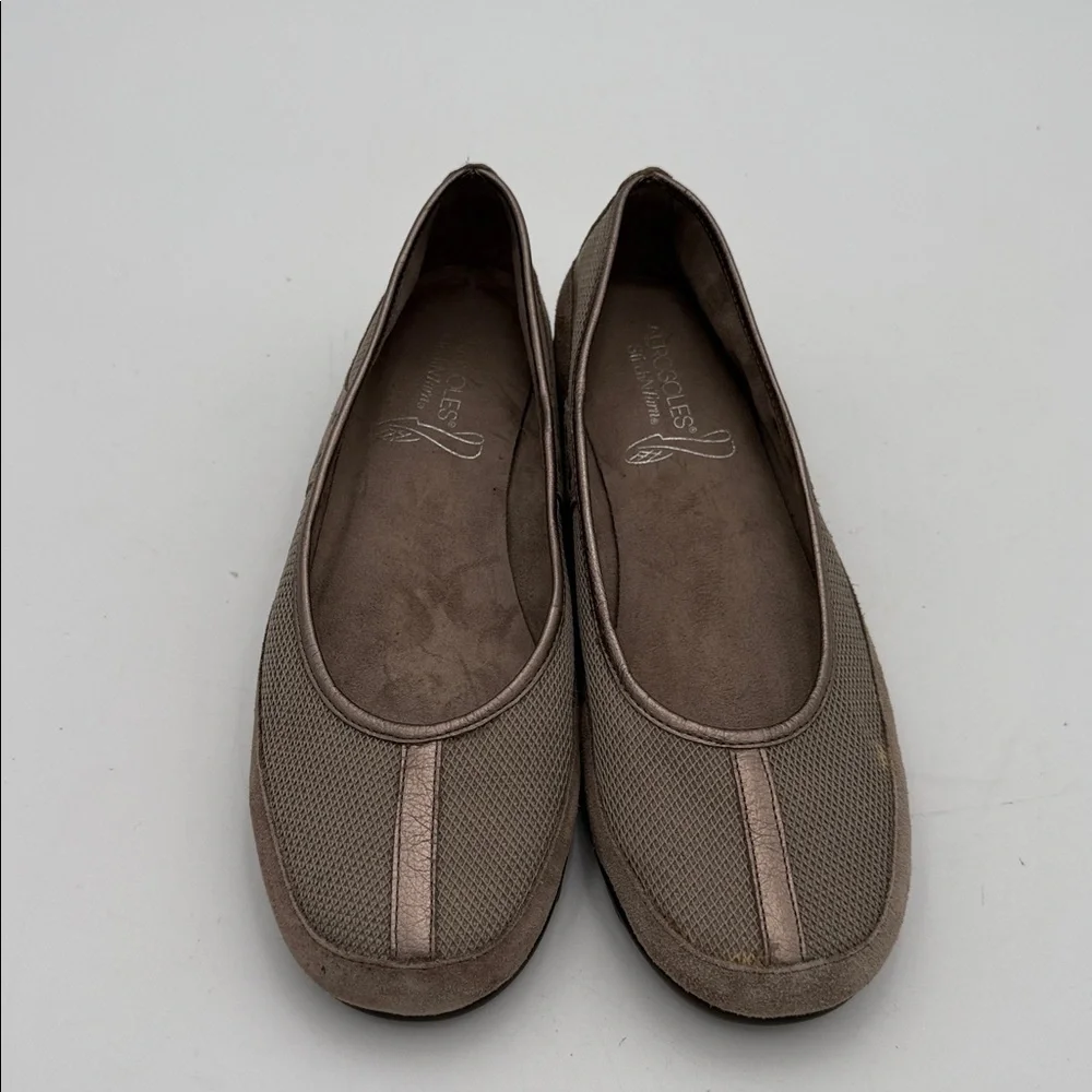 AEROSOLES Taupe Women's wedge shoe women 10 suede textile upper casual office